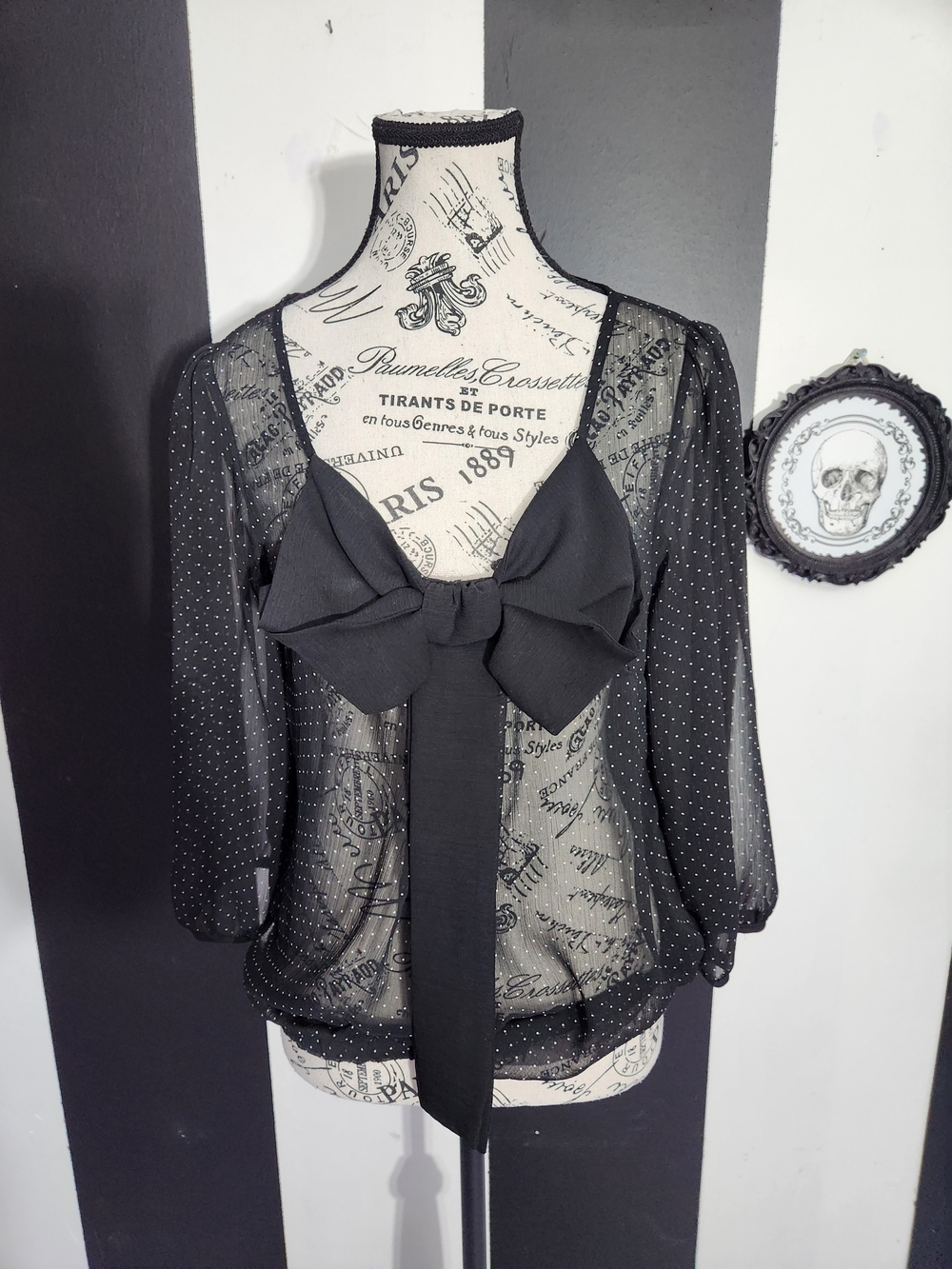 Gorhic Lolita Bow Blouse - Picture 2 of 5